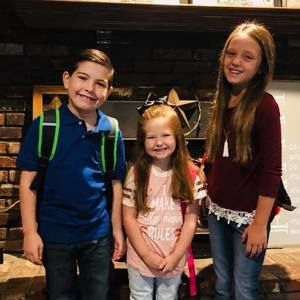 Meet your Posher, Nicole